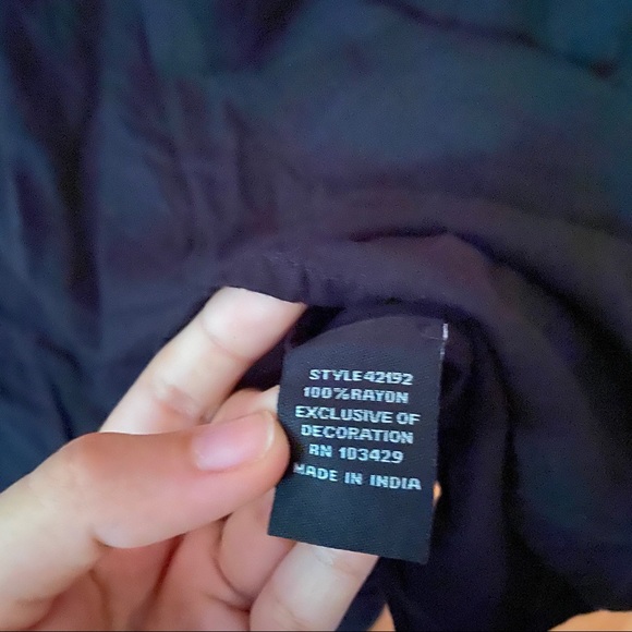 💫 Black 3/4 Bell Sleeve Neon Embroidery Blouse - Picture 5 of 6